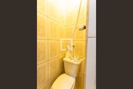 Apartamento para alugar com 110m², 3 quartos e sem vaga Apartamento para alugar com 110m², 3 quartos e sem vagaBanheiro de Serviço