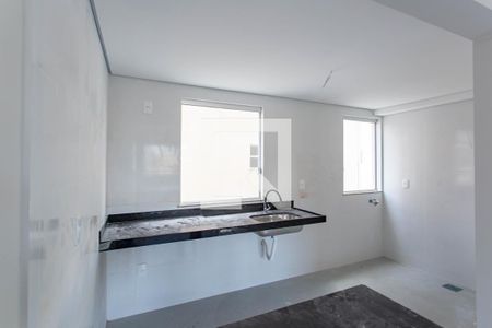 Cozinha de apartamento à venda com 2 quartos, 50m² em Letícia, Belo Horizonte