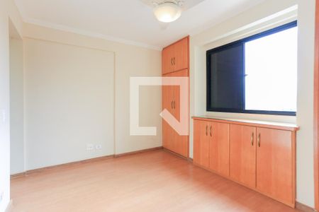Apartamento para alugar com 68m², 3 quartos e sem vagaQuarto