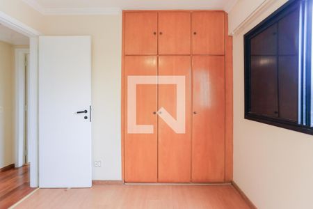 Apartamento para alugar com 68m², 3 quartos e sem vagaQuarto