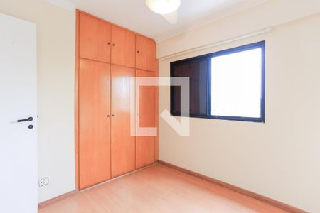 Apartamento para alugar com 68m², 3 quartos e sem vagaQuarto