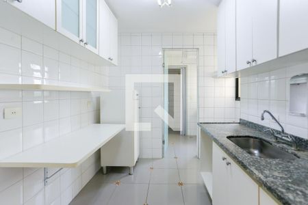 Apartamento para alugar com 68m², 3 quartos e sem vagaCozinha 