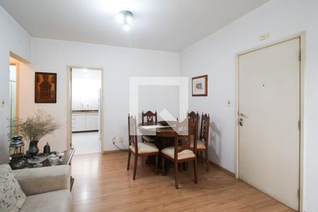 Apartamento à venda com 83m², 2 quartos e 1 vagaSala