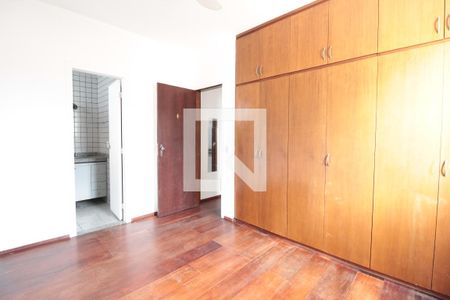 Apartamento para alugar com 90m², 3 quartos e 1 vagaSuite
