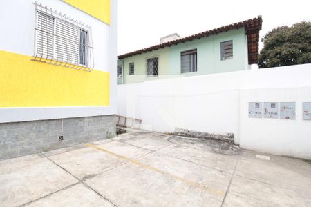 Garagem de apartamento para alugar com 3 quartos, 90m² em Santa Amelia, Belo Horizonte