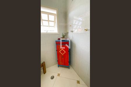 Casa à venda com 400m², 3 quartos e 6 vagasLavabo