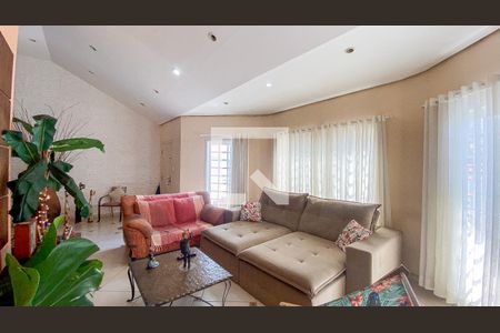 Sala de casa à venda com 3 quartos, 400m² em Campestre, Santo André