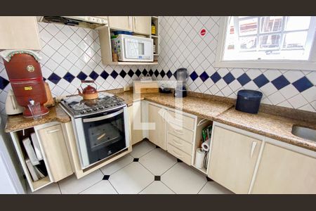 Casa à venda com 400m², 3 quartos e 6 vagasCozinha