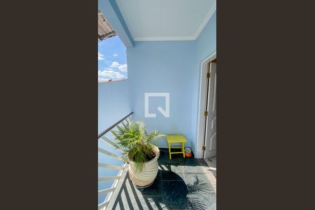 Casa à venda com 400m², 3 quartos e 6 vagasVaranda Sala