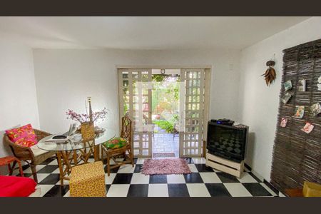 Casa à venda com 400m², 3 quartos e 6 vagasQuarto do Jardim