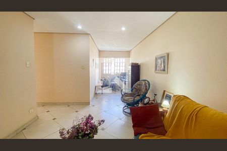 Casa à venda com 400m², 3 quartos e 6 vagasSala de Estar