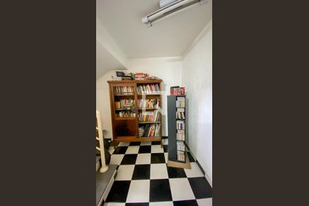 Casa à venda com 400m², 3 quartos e 6 vagasQuarto do Jardim