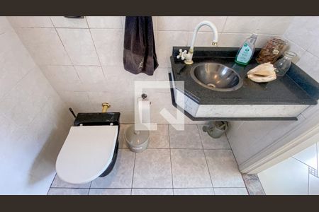 Casa à venda com 400m², 3 quartos e 6 vagasLavabo