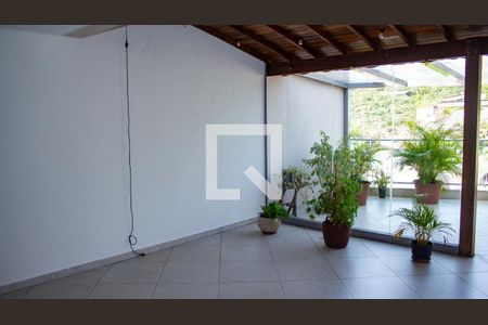 Varanda da Sala de casa para alugar com 5 quartos, 250m² em Roncon, Ribeirão Pires