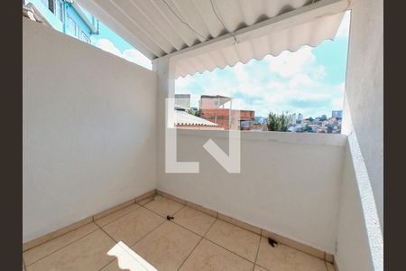 Varanda Quarto 1 de casa para alugar com 2 quartos, 130m² em Jardim Peri, São Paulo