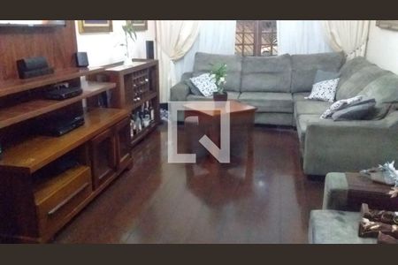 Casa para alugar com 4 quartos, 174m² em Parque Boturussu, São Paulo