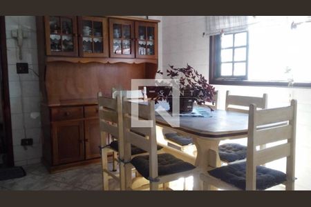 Casa para alugar com 4 quartos, 174m² em Parque Boturussu, São Paulo