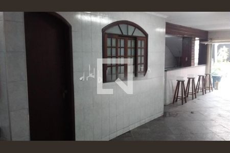 Casa para alugar com 4 quartos, 174m² em Parque Boturussu, São Paulo