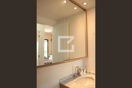 Banheiro de apartamento para alugar com 1 quarto, 32m² em Butantã, São Paulo