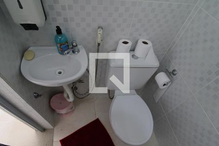 Casa à venda com 160m², 4 quartos e 2 vagasBanheiro 2