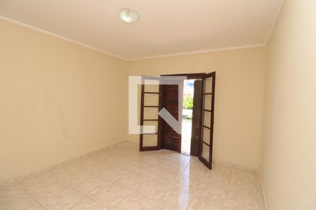 Quarto 2 de casa para alugar com 2 quartos, 150m² em Vila Gomes Cardim, São Paulo