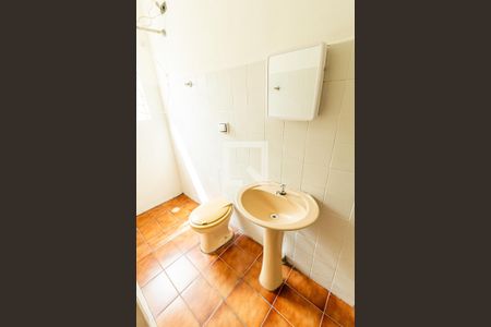 Banheiro de casa para alugar com 1 quarto, 40m² em Santa Teresinha, Santo André