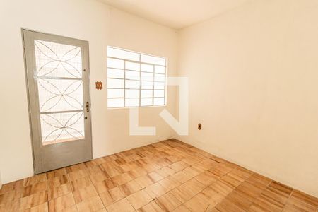 Sala de casa para alugar com 1 quarto, 40m² em Santa Teresinha, Santo André