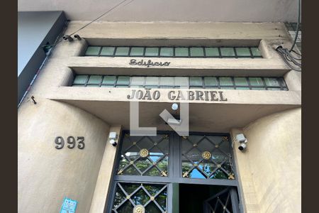 Apartamento para alugar com 114m², 3 quartos e sem vagaFachada