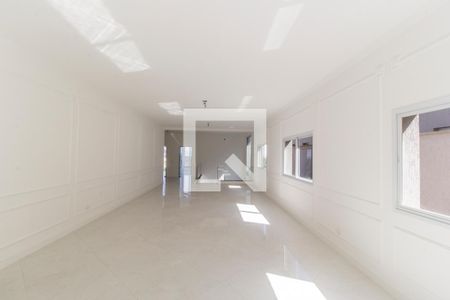 Casa de condomínio à venda com 303m², 3 quartos e 4 vagasSuíte 1