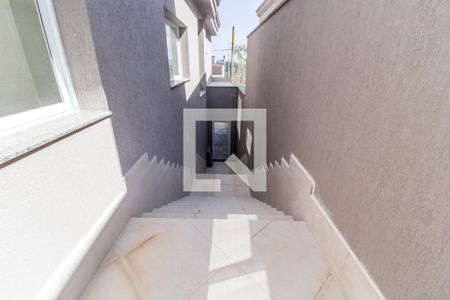 Casa de condomínio à venda com 303m², 3 quartos e 4 vagasEntrada