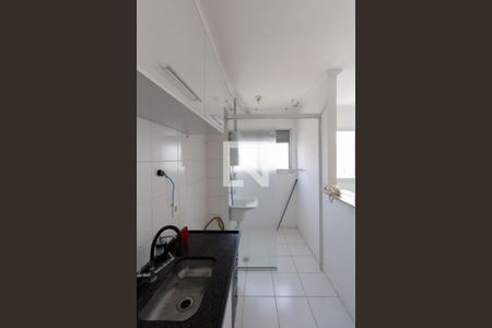 Apartamento à venda com 48m², 2 quartos e 1 vagaCozinha e Área de Serviço