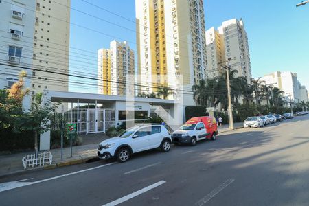 Apartamento à venda com 70m², 2 quartos e 2 vagasFachada