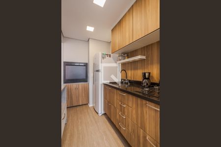 Apartamento à venda com 74m², 3 quartos e 1 vaga Apartamento à venda com 74m², 3 quartos e 1 vagaCozinha e Área de Serviço