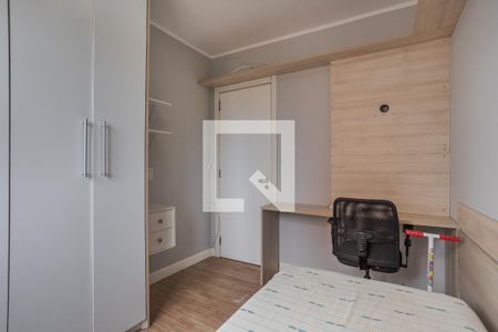 Quarto 1 de apartamento para alugar com 3 quartos, 74m² em Jardim Itu, Porto Alegre