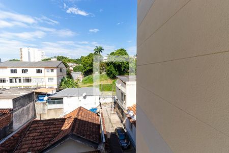 Vista sala de apartamento para alugar com 2 quartos, 71m² em Boa Viagem, Niterói