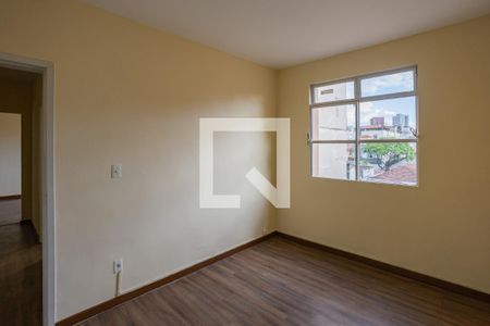 Quarto 2 de apartamento para alugar com 2 quartos, 80m² em Floresta, Belo Horizonte