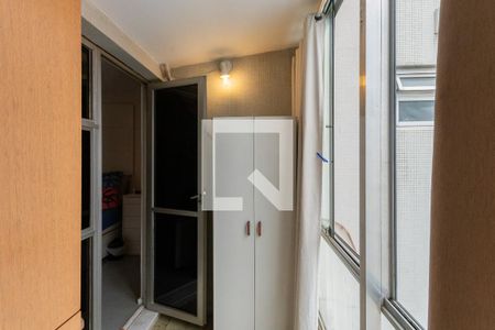 Apartamento à venda com 200m², 3 quartos e 2 vagasVaranda Suíte