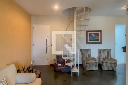 Apartamento à venda com 200m², 3 quartos e 2 vagasSala