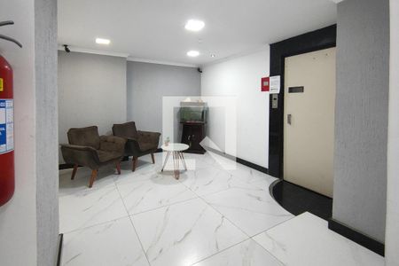 Apartamento à venda com 50m², 2 quartos e 1 vaga Apartamento à venda com 50m², 2 quartos e 1 vagaHall social