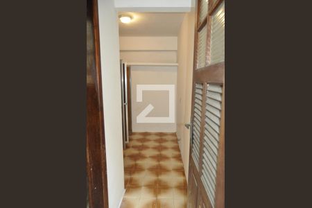 Casa de condomínio à venda com 250m², 4 quartos e 3 vagasBanheiro de Serviço 2