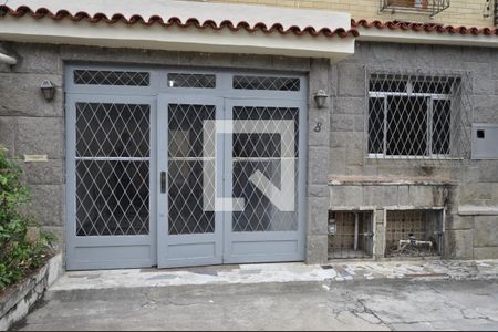 Casa de condomínio à venda com 250m², 4 quartos e 3 vagasFachada da Casa