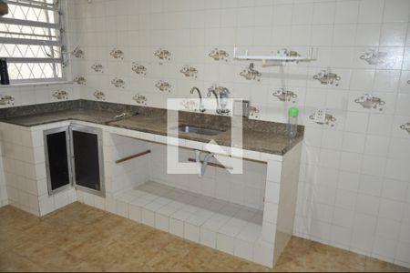 Casa de condomínio à venda com 250m², 4 quartos e 3 vagasCozinha