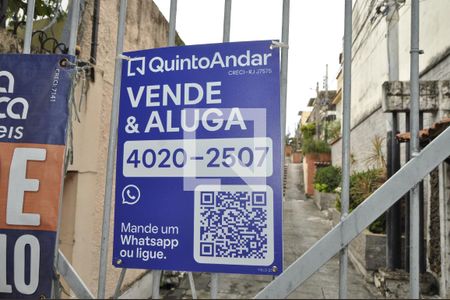 Casa de condomínio à venda com 250m², 4 quartos e 3 vagasFachada do Condomínio + Placa