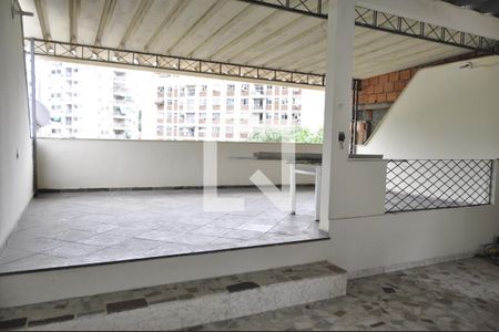 Casa de condomínio à venda com 250m², 4 quartos e 3 vagasÁrea Gourmet