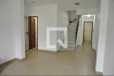 Sala de casa de condomínio à venda com 4 quartos, 250m² em Méier, Rio de Janeiro