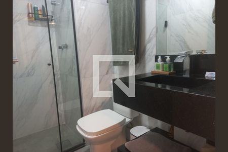 Banheiro de apartamento para alugar com 1 quarto, 40m² em Vila Uberabinha, São Paulo