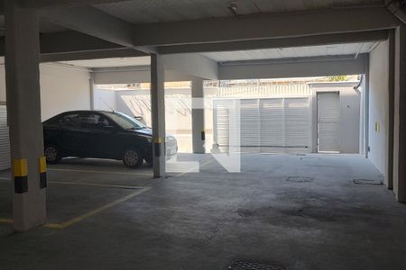 Garagem de apartamento para alugar com 2 quartos, 101m² em Parque Pauliceia, Duque de Caxias