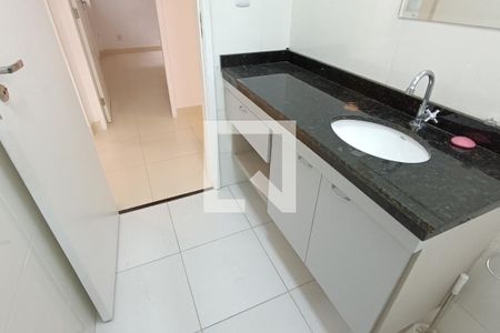Apartamento para alugar com 101m², 2 quartos e 1 vaga Apartamento para alugar com 101m², 2 quartos e 1 vagaBanheiro