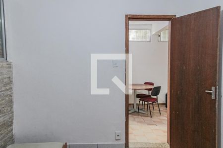 Quarto 2 de casa para alugar com 2 quartos, 40m² em Copacabana, Rio de Janeiro