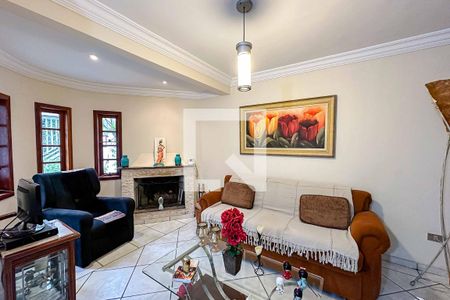 Sala de casa à venda com 3 quartos, 167m² em Conjunto Residencial Santa Terezinha, São Paulo